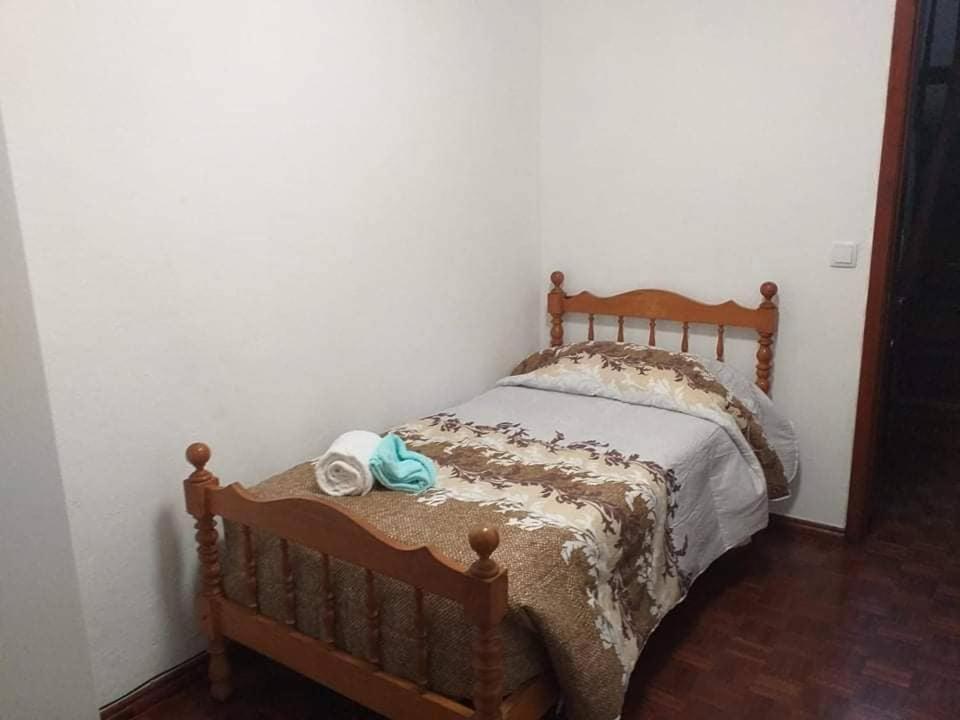 דירות Angra do Heroísmo Rose Street House מראה חיצוני תמונה